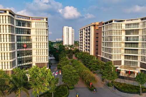 Trường đại học đầu tiên có học bổng tri ân lực lượng vũ trang và gia đình