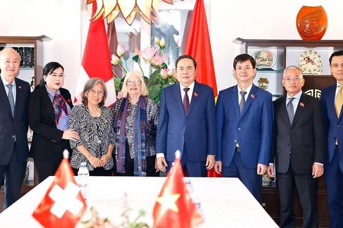 Thúc đẩy tình hữu nghị, sự hiểu biết và hợp tác giữa nhân dân hai nước Việt Nam-Thụy Sỹ
