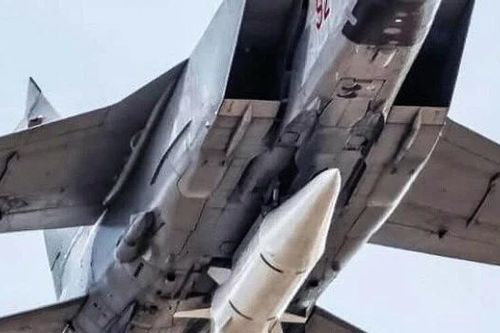 Ukraine nói tên lửa đạn đạo Kinzhal của Nga không tiếp cận được mục tiêu