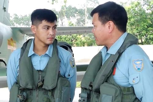 Gặp phi công trẻ điều khiển máy bay L-39NG lần đầu bay chào mừng Quốc khánh 2/9