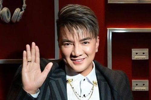 Phía ca sĩ Đàm Vĩnh Hưng phản hồi tin 'công an đến nhà'