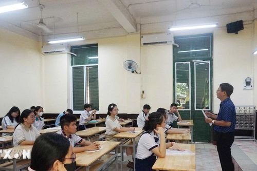 Tuyển sinh lớp 10: Thành phố Hồ Chí Minh bổ sung hơn 2.300 chỉ tiêu