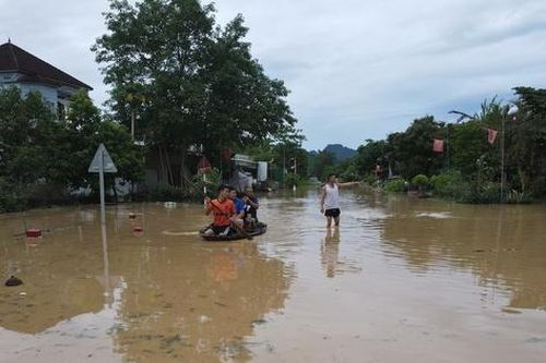 Một vết ngứa nhỏ có thể thành ổ nhiễm trùng, cảnh báo loạt bệnh sau bão