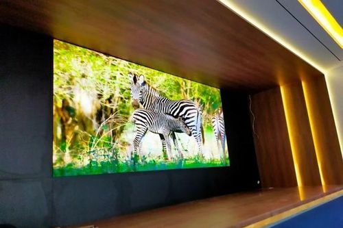 Màn hình LED có bị giảm độ sáng theo thời gian không?