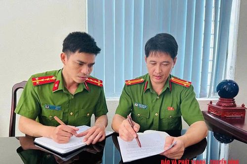 Vì Nhân dân phục vụ