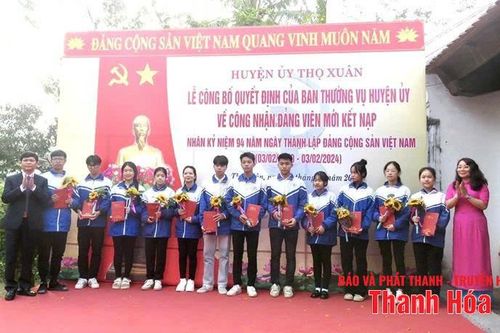 Tuổi trẻ và khát vọng cống hiến