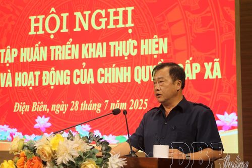 Tập huấn về tổ chức và hoạt động chính quyền cấp xã cho 500 học viên