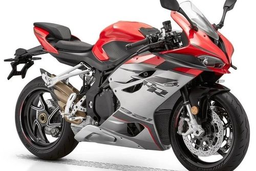 QR SRK 921RR 2025: Mẫu sportbike kiểu dáng hiện đại, giá từ 316 triệu đồng