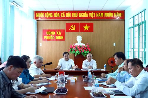 Phó Chủ tịch UBND tỉnh Trịnh Minh Hoàng làm việc về giải phóng mặt bằng Dự án Điện hạt nhân Ninh Thuận 1