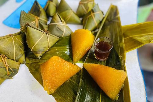 Bánh gio - món ăn truyền thống của người Tày
