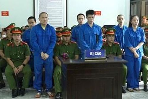 Tuyên án chung thân với các đối tượng trong đường dây mua bán gần 3kg ma túy