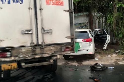 Tai nạn trên quốc lộ 1 qua Cà Mau, một người tử vong, 4 người bị thương