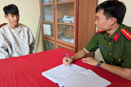 An Giang: Giả vờ hỏi mua rồi cướp vàng