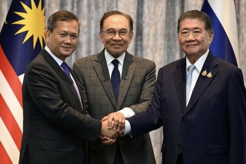 Thái Lan - Campuchia đạt thỏa thuận ngừng bắn