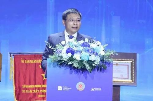 Thị trường chứng khoán vươn mình sau 25 năm