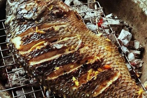 Bật điều hòa ăn cá nướng, 3 phụ nữ bất tỉnh giữa bữa tiệc