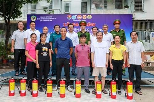 TPHCM: Mỗi người dân là một chiến sĩ PCCC, mỗi gia đình là một 'pháo đài' chống 'giặc lửa'