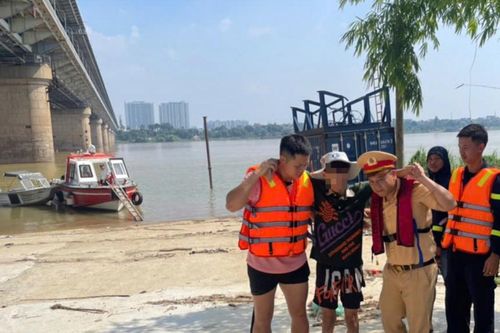 Áp lực cuộc sống nam thanh niên nảy sinh ý định tiêu cực