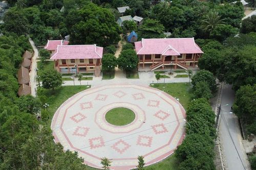 Nỗ lực hồi sinh điểm du lịch suối nước nóng Klu