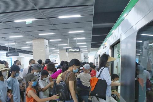 Từ 1/8, Hà Nội áp dụng thí điểm vé ảo trên 2 tuyến đường sắt đô thị