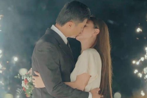 Phim có Lương Thu Trang kết ngập tranh cãi