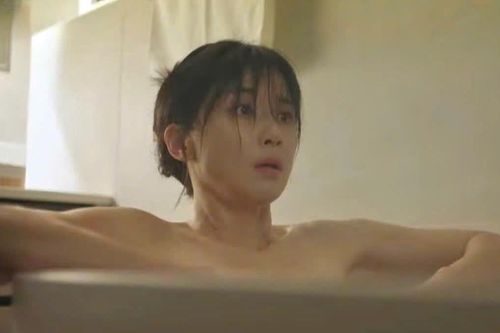 Phim Hàn gây sốc vì cảnh nóng