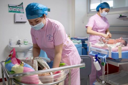 Trung Quốc chi hàng trăm triệu USD/năm trợ cấp nuôi con dưới 3 tuổi