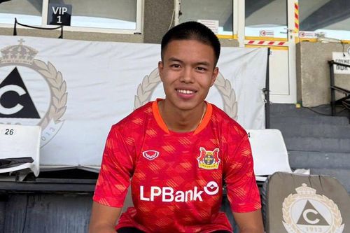 Sao Việt kiều viết tâm thư khi rời châu Âu để về Việt Nam thi đấu