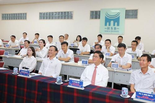 EVN tổ chức chương trình đào tạo cho cán bộ quản lý cấp 2 khu vực miền Bắc