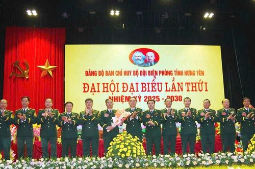 Xây dựng Bộ đội Biên phòng tỉnh Hưng Yên vững mạnh toàn diện 'Mẫu mực, tiêu biểu'