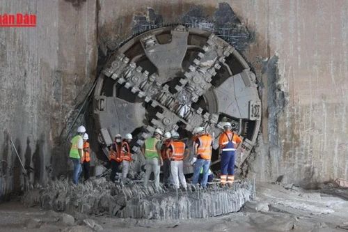 Thành công bước đầu từ công nghệ đào hầm hiện đại của dự án metro Hà Nội