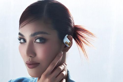 Vertu mở rộng hệ sinh thái xa xỉ với loạt phụ kiện thông minh