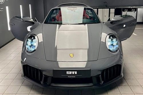 Porsche 911 Carrera 4 GTS Cabriolet đầu tiên về Việt Nam, trên 16 tỷ