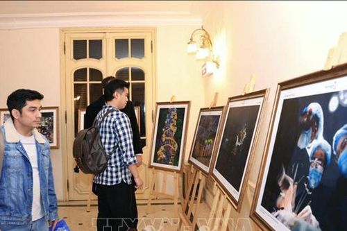 Khởi động 'Việt Nam Hạnh phúc 2025': Những lời kể về quyền con người qua ống kính và khung hình