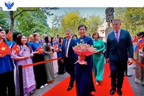 Khai trương Trung tâm Văn hóa Nga - Việt đầu tiên tại Saint Petersburg