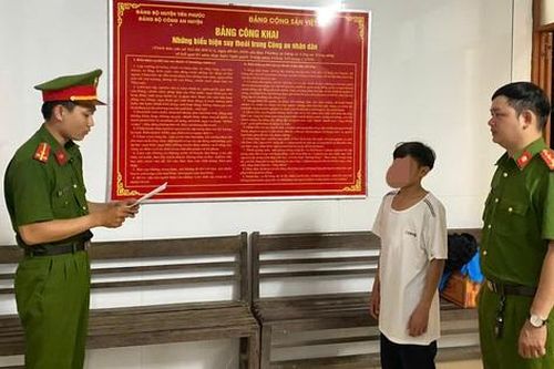 Nam thanh niên 17 tuổi làm bậy với nữ chủ nhà sau chầu nhậu