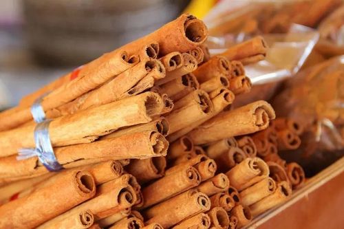 Ba Lan bắt giữ 22 tấn quế Việt Nam có tạp chất vi sinh