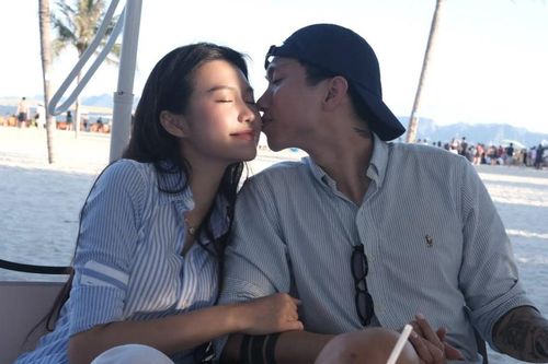 Vợ chồng Đoàn Văn Hậu 'tình bể bình' tại Mù Cang Chải