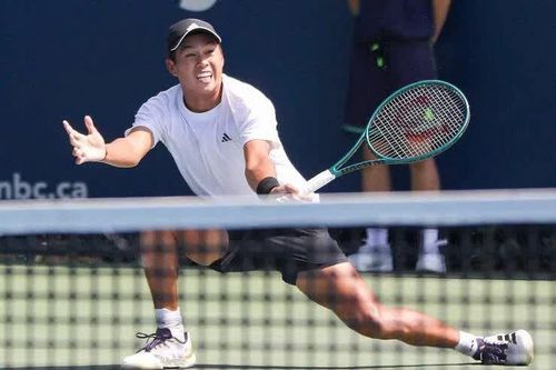 Canadian Open: Tay vợt người Mỹ gốc Việt Learner Tien ra quân ấn tượng