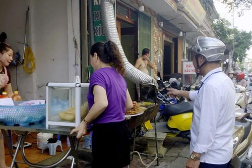 Phường Cam Đường ra quân lập lại trật tự đô thị tại các chợ dân sinh