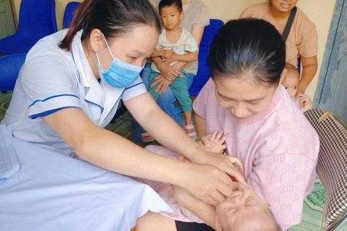 Triển khai chiến dịch uống vitamin A và tẩy giun đợt 1 năm 2025