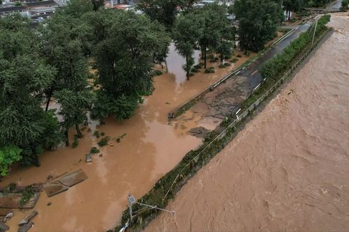 Lũ lụt khiến 30 người thiệt mạng ở Bắc Kinh, Trung Quốc