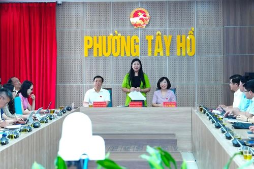 Cử tri phường Phú Thượng kiến nghị về vệ sinh môi trường