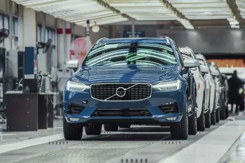 Volvo tạm dừng bán xe tại Mỹ vì thuế nhập khẩu