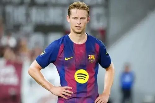 Barcelona đề nghị Frenkie de Jong gia hạn hợp đồng