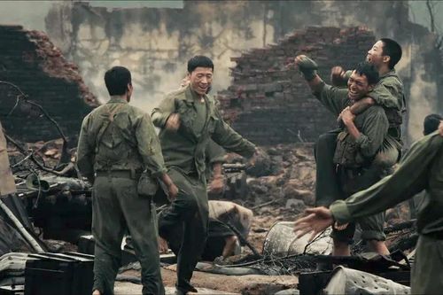 'Mưa đỏ' khắc họa chân thực người lính thành cổ