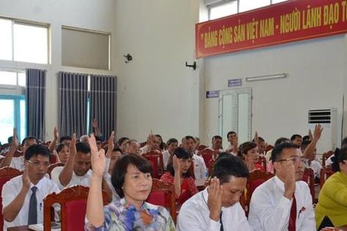 HĐND phường Tùng Thiện thông qua 6 nghị quyết quan trọng