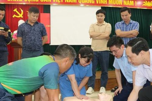 Đẩy nhanh đào tạo nhân lực cấp cứu ngoại viện để sẵn sàng ứng phó tình huống khẩn cấp