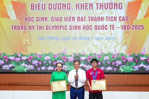 Hải Phòng: Thưởng 400 triệu đồng cho học sinh đạt huy chương bạc Olympic Sinh học quốc tế