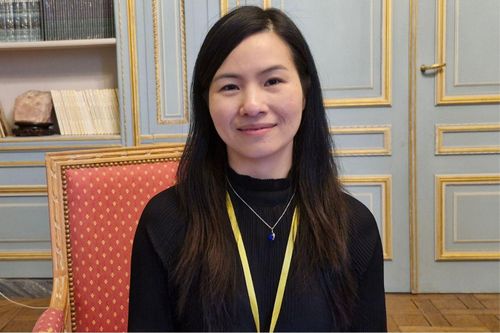 Nữ tiến sĩ tại Đan Mạch dạy con viết sách tiếng Việt